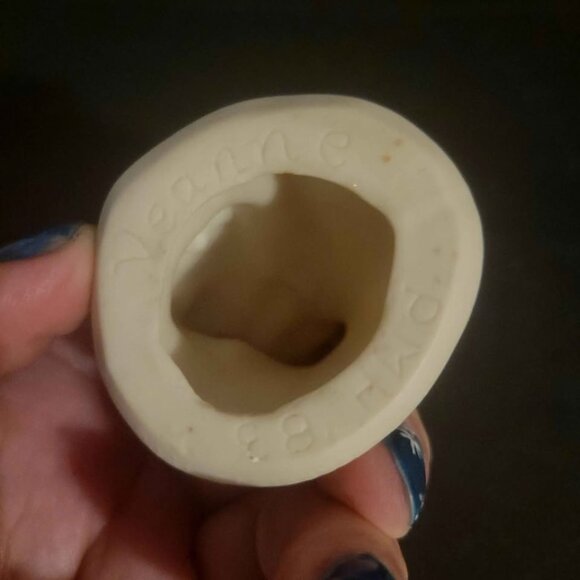 Vintage "Sleepy Girl with Doll" Figurine Signed and Dated - Picture 5 of 8